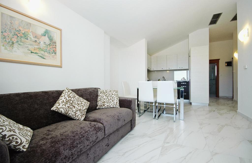 Apartments Victoria Privlaka Privlaka  Room photo